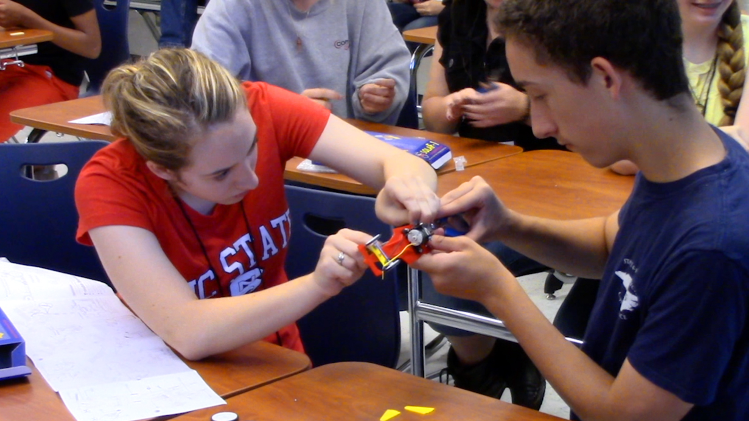 4H Electric Congress Students At Work