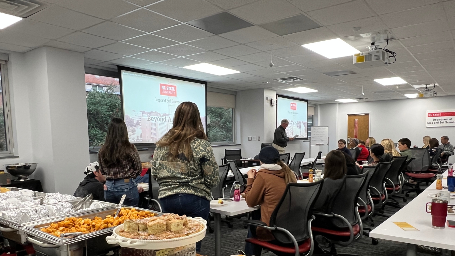 Faculty and students joined together in Williams Hall to cap off the year's anniversary celebrations.