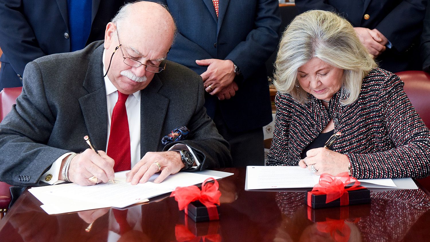 Frank and Judi Grainger sign endowment