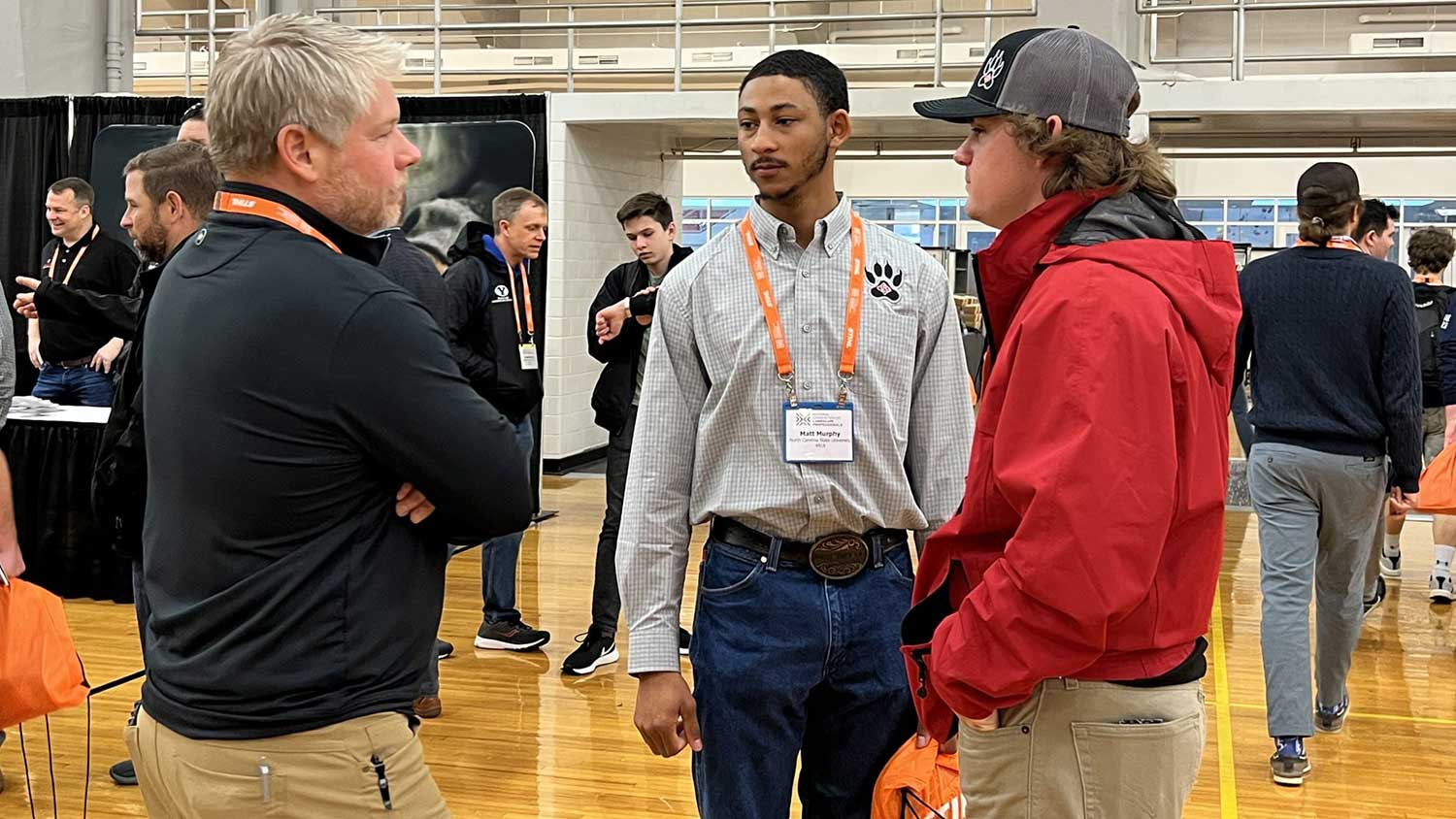 HortPack students talk with a John Deere representative at the NCLC career fair.