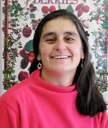 head and shoulders photograph of Gina Fernandez