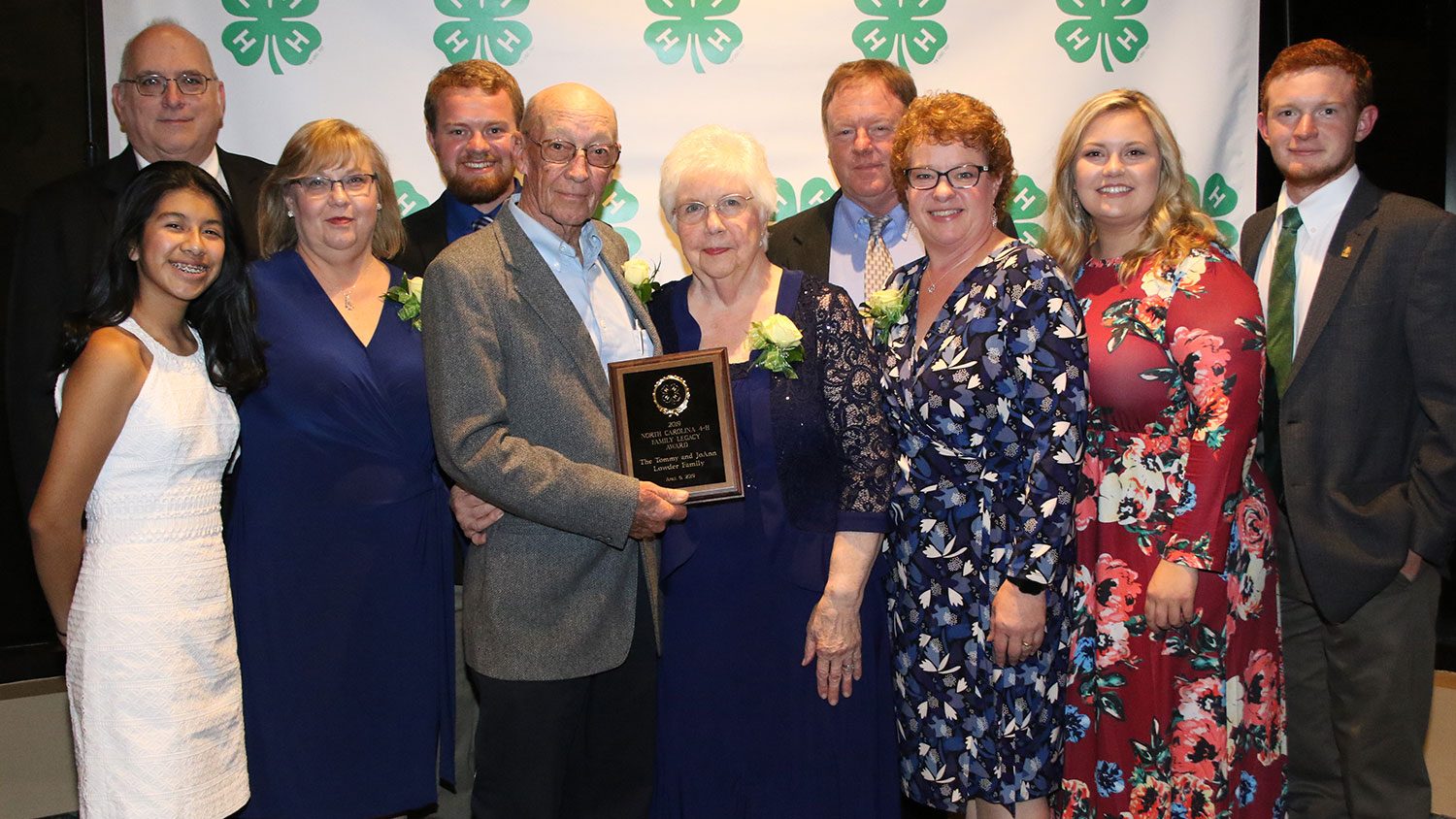 Group photo of family who received 4-H Family Legacy Award.