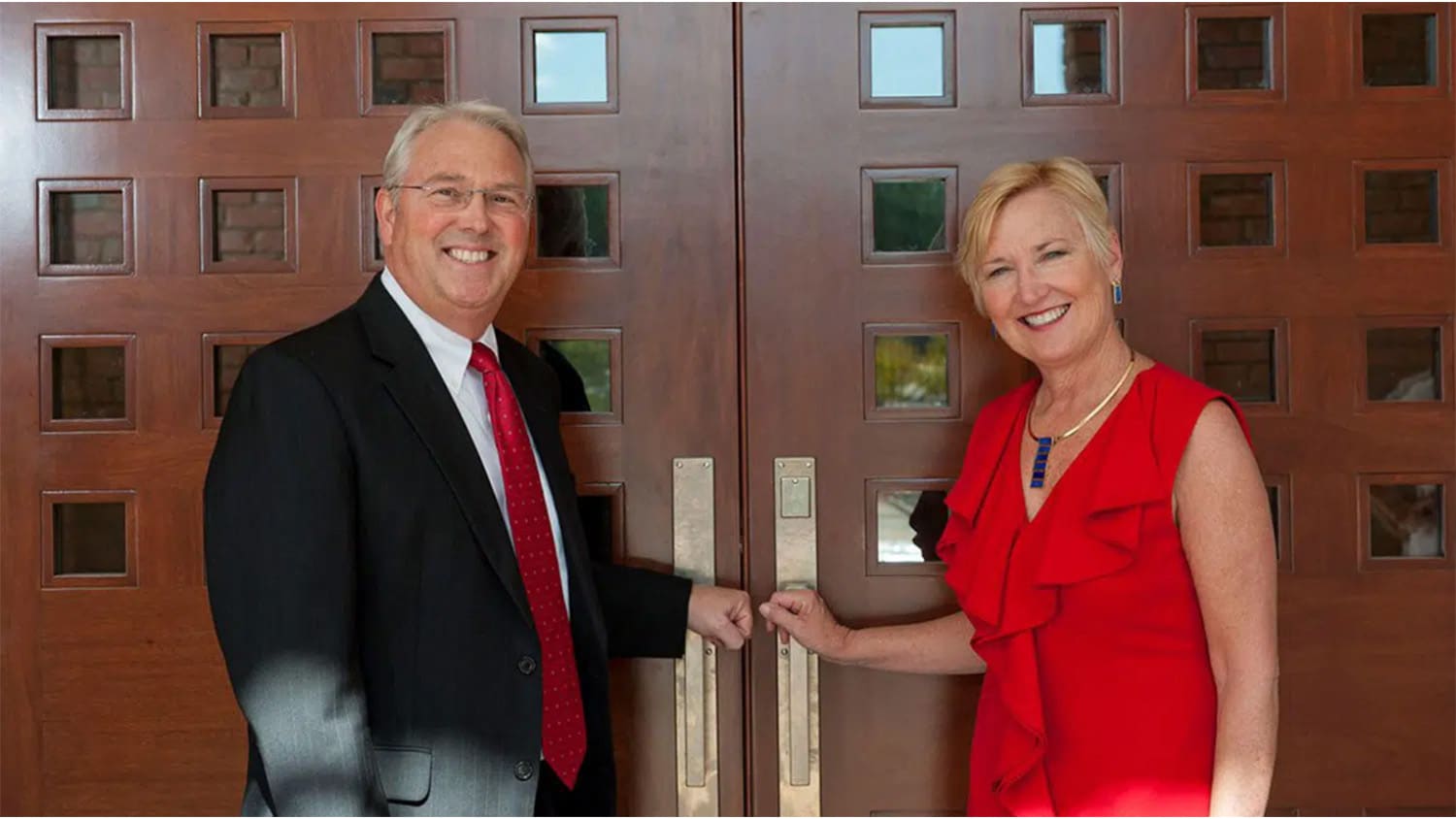 nc state chancellor randy woodson and his wife at their home
