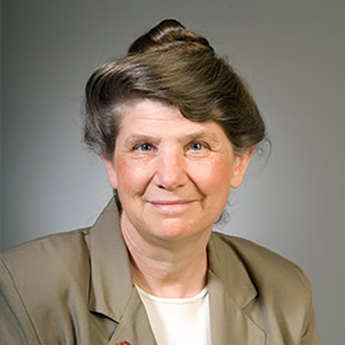 Headshot of Margaret Daub