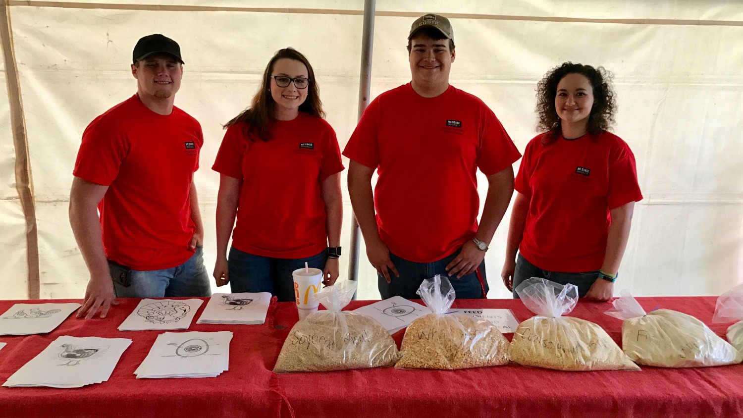 Poultry Science Students at Farm Animal Days