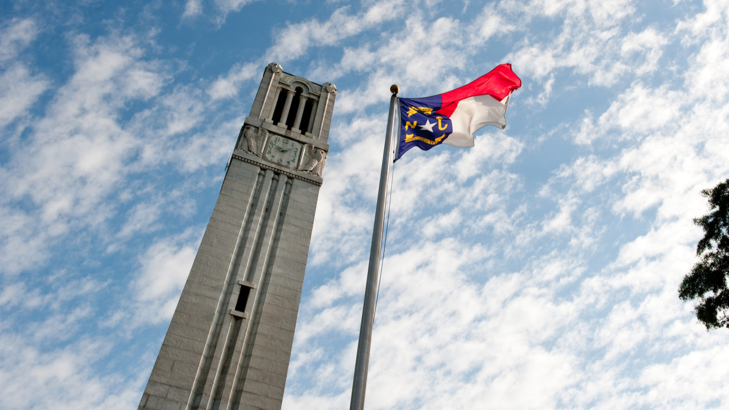 NC Flag and NC&#160;State Belltower