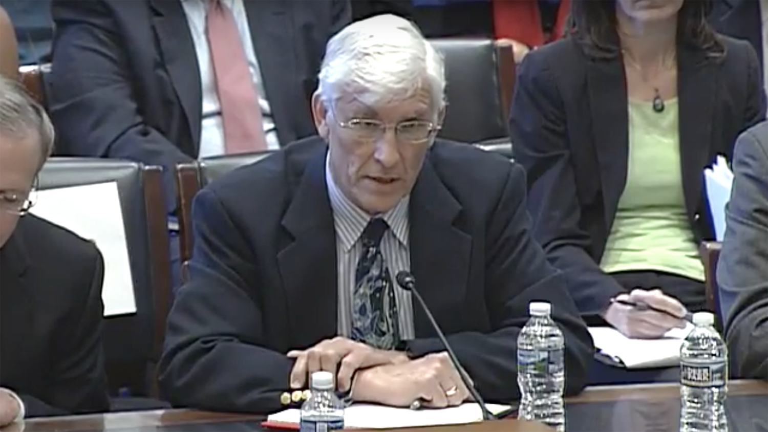 Mr. Guido van der Hoeven at a desk in the Capitol.