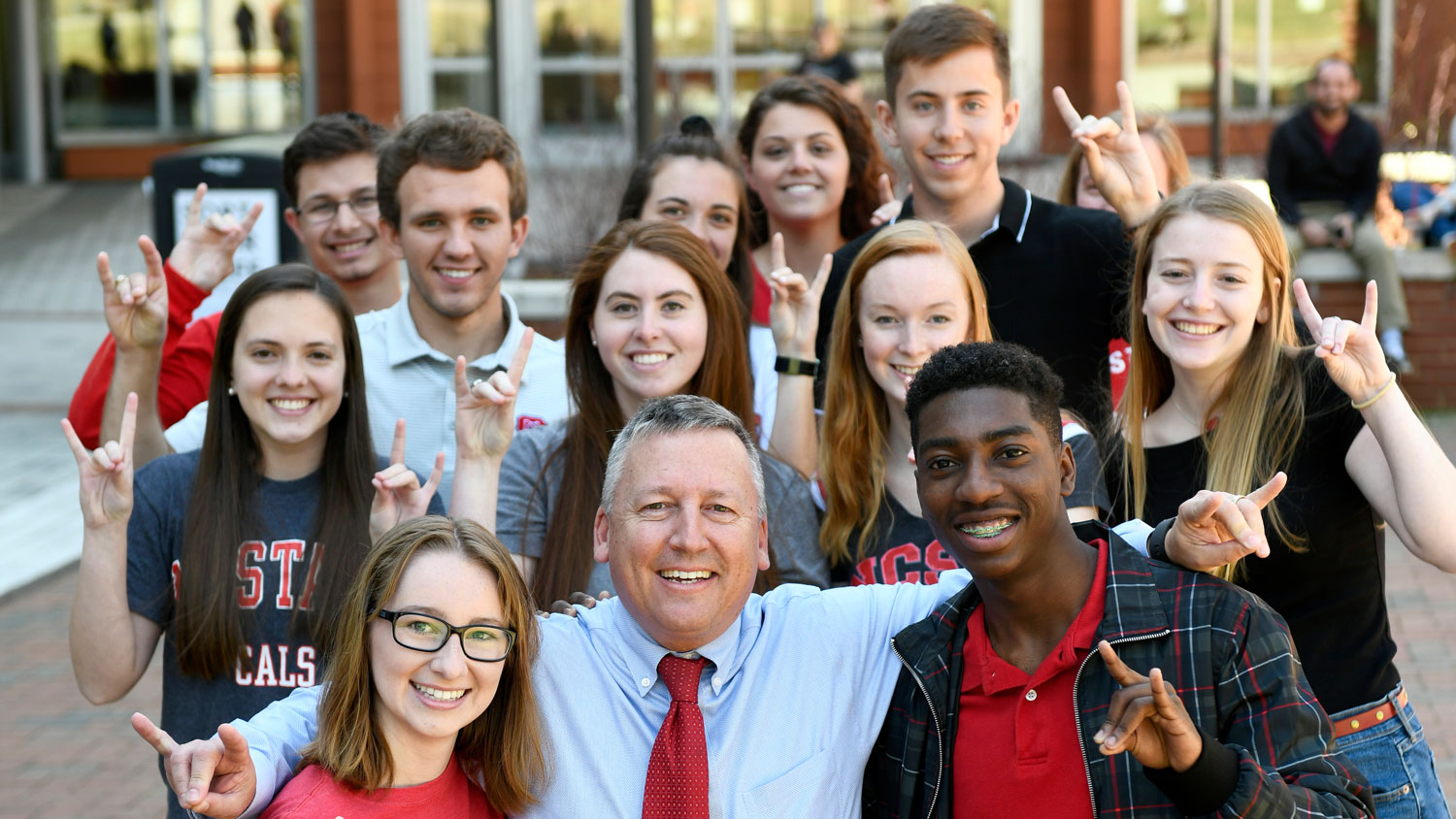 NC State CALS Dean Richard Linton with a group of students.