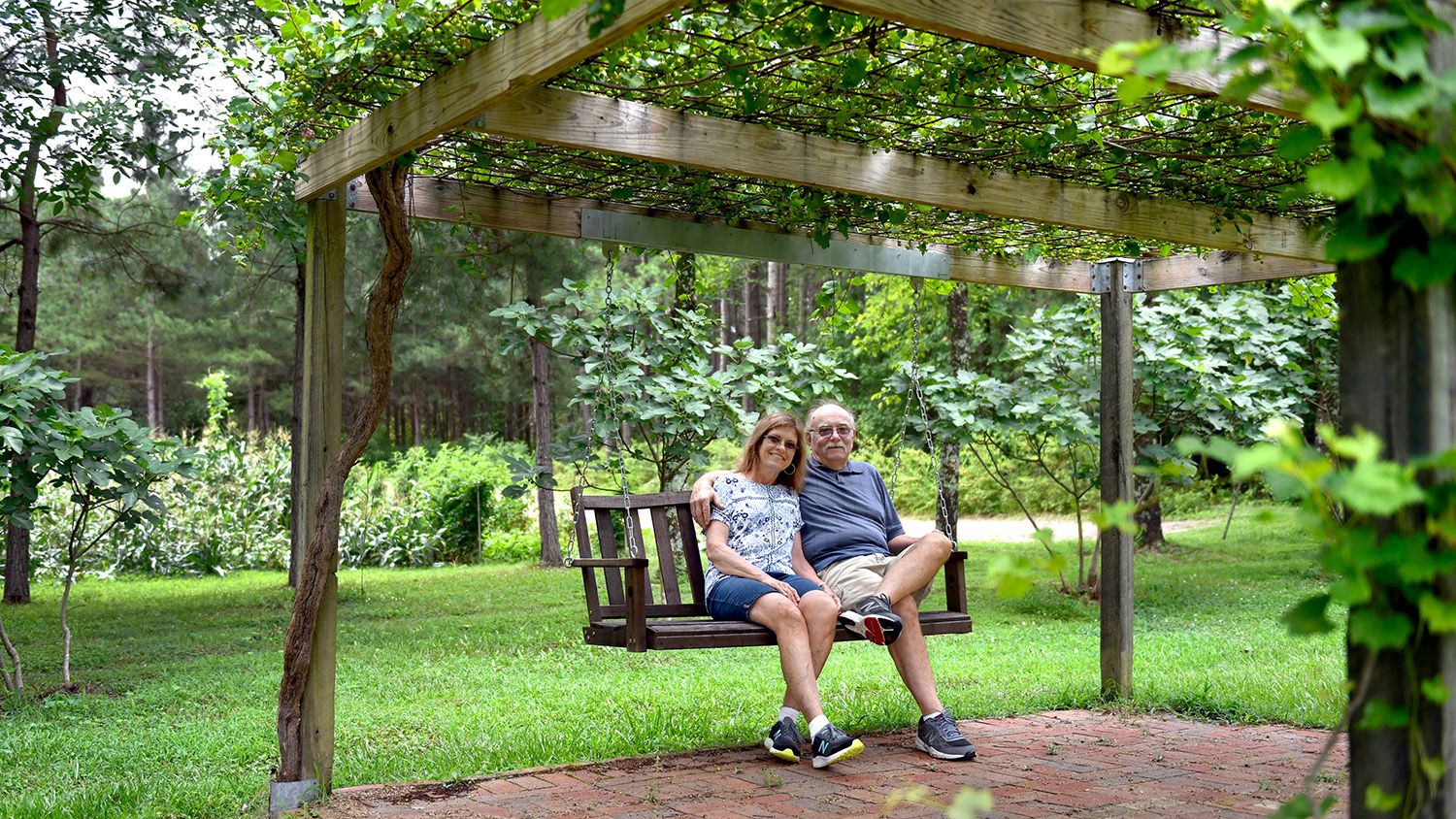 Man and woman in a swing 