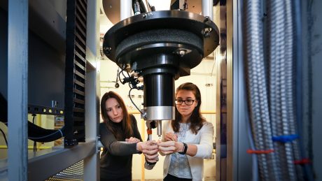 CALS' Flora Meilleur and Gabriela Schroder in the Oak Ridge National Laboratories working with the world's largest neutron source.